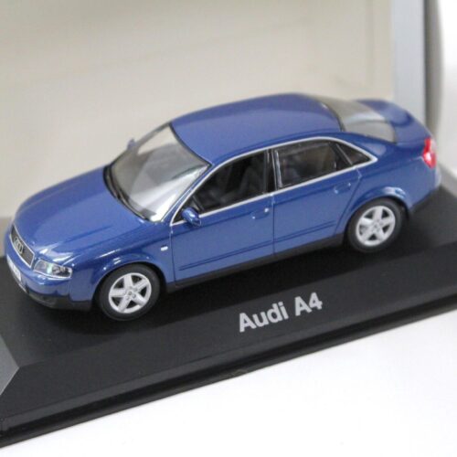 1:43 Minichamps Audi A4 Sedan B6 denim blue DEALER