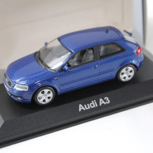 1:43 Minichamps Audi A3 8P 3-Türer blue DEALER
