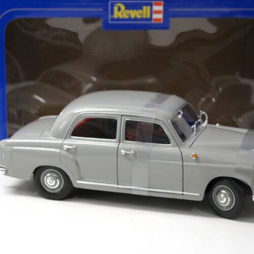 1:18 Revell Mercedes 180 "Ponton" grey