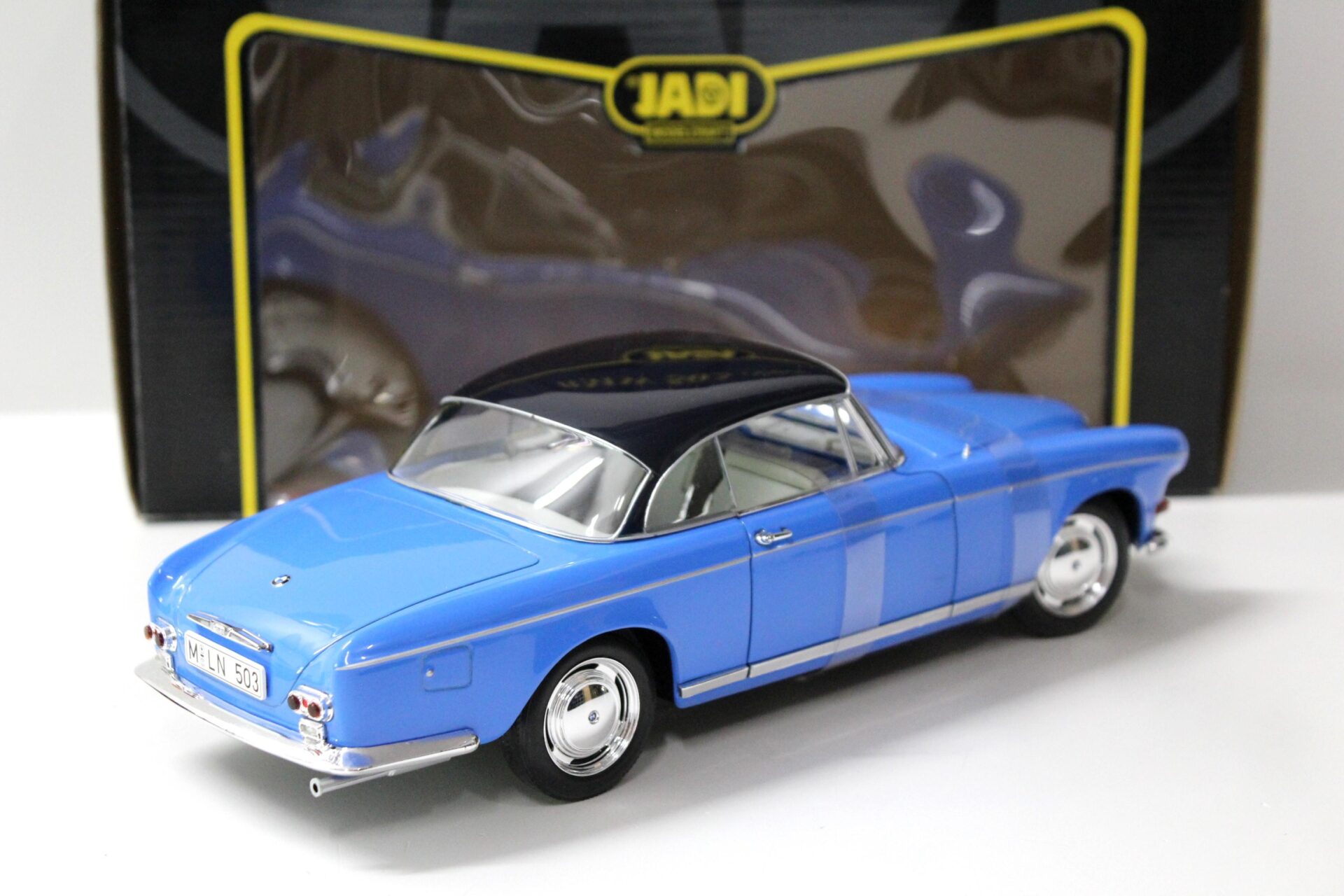 1:18 Jadi BMW 503 Coupe 1956 blue/ black
