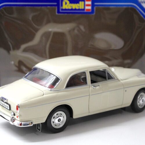 1:18 Revell Volvo P121 "Amazon" beige