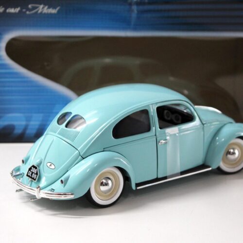 1:18 Solido VW Coccinelle Käfer Brezelkäfer light blue