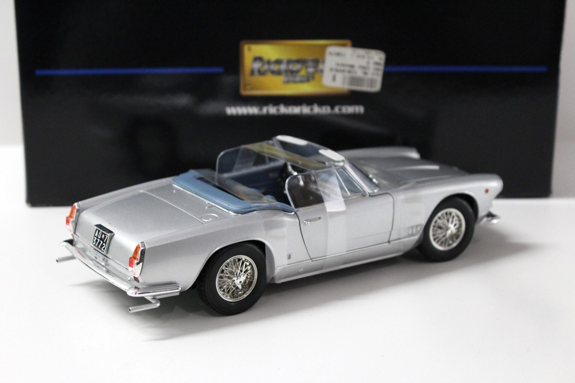 1:18 Ricko Maserati 3500GT Vignale 1959 silver – Premium-Modelcars