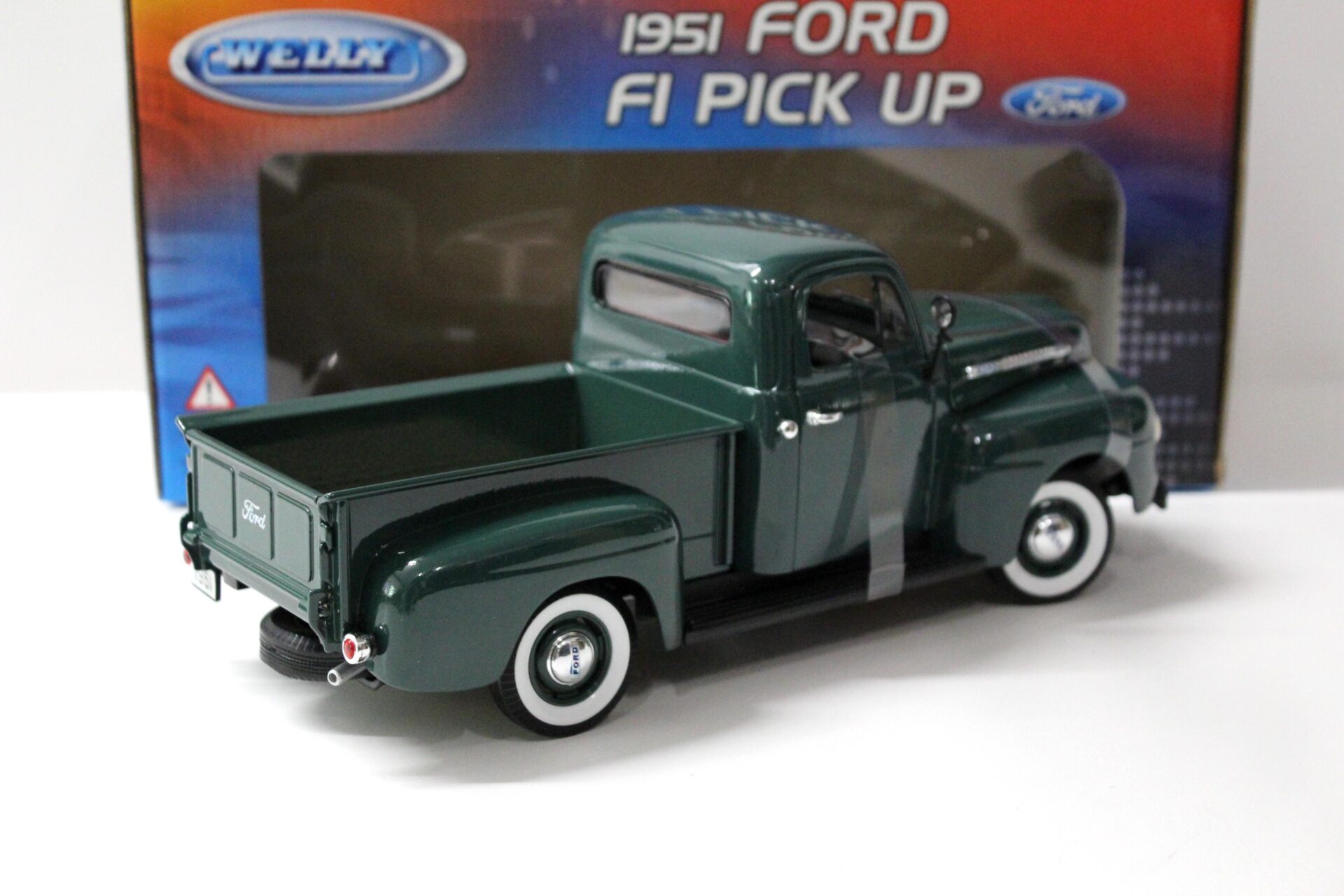 1:18 Welly 1951 Ford F-1 PICK UP dark green