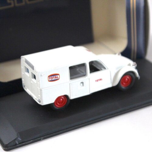1:43 Eligor Citroen 3 CV *TOTAL* white