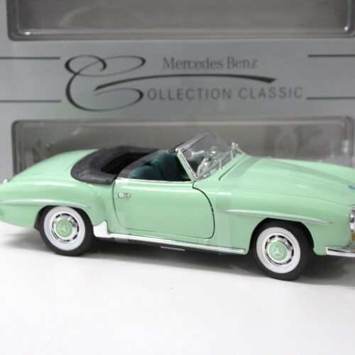 1:18 Maisto Mercedes 190SL Cabriolet 1955 green DEALER