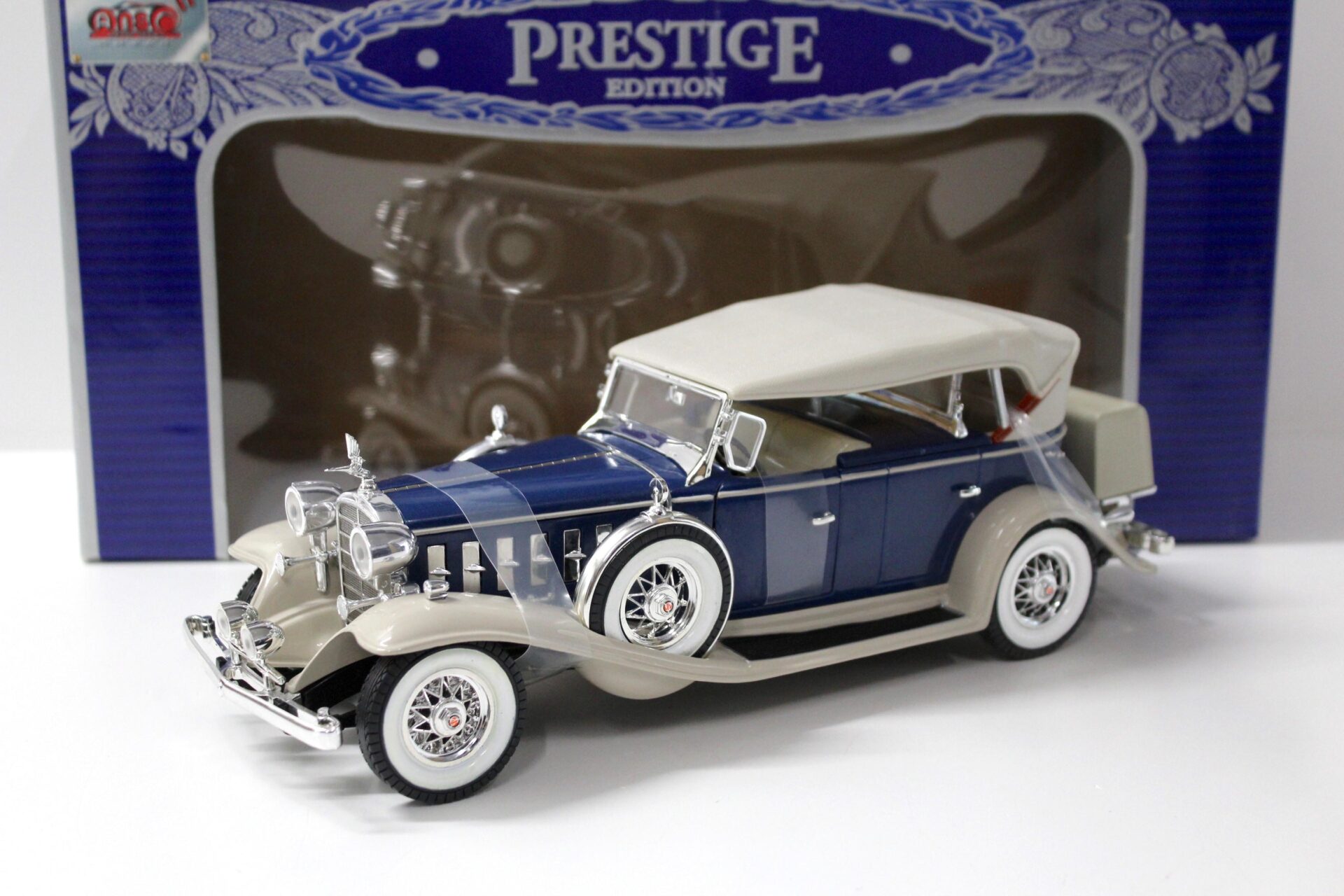 ID 44144 orig.jpg 1:18 Anson 1932 Cadillac Sport Phaeton blue/ grey