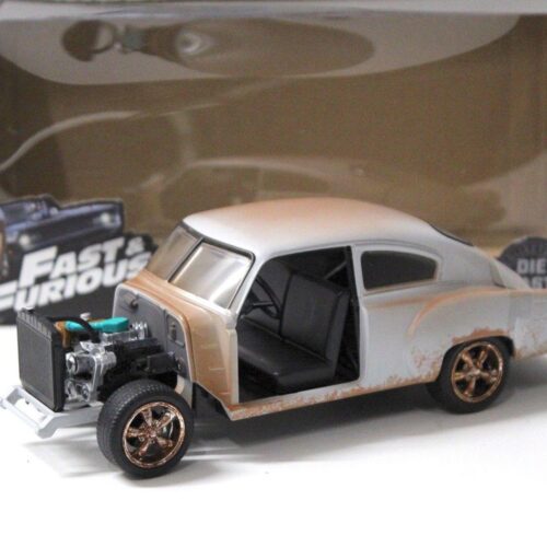 1:24 Jada Toys DomÂ´s Chevy Fleetline Fast & Furious