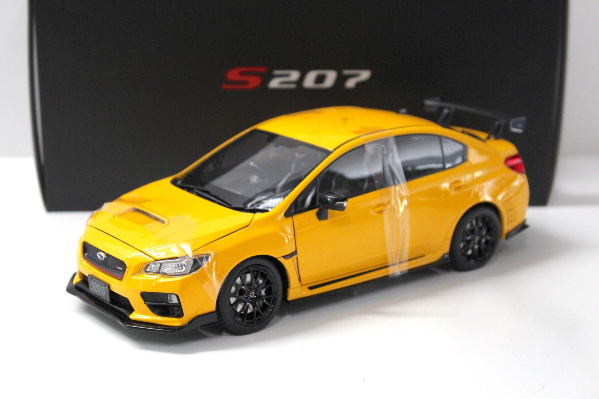 1:18 Sun Star Subaru WRX STi S207 NBR Challenge Package yellow