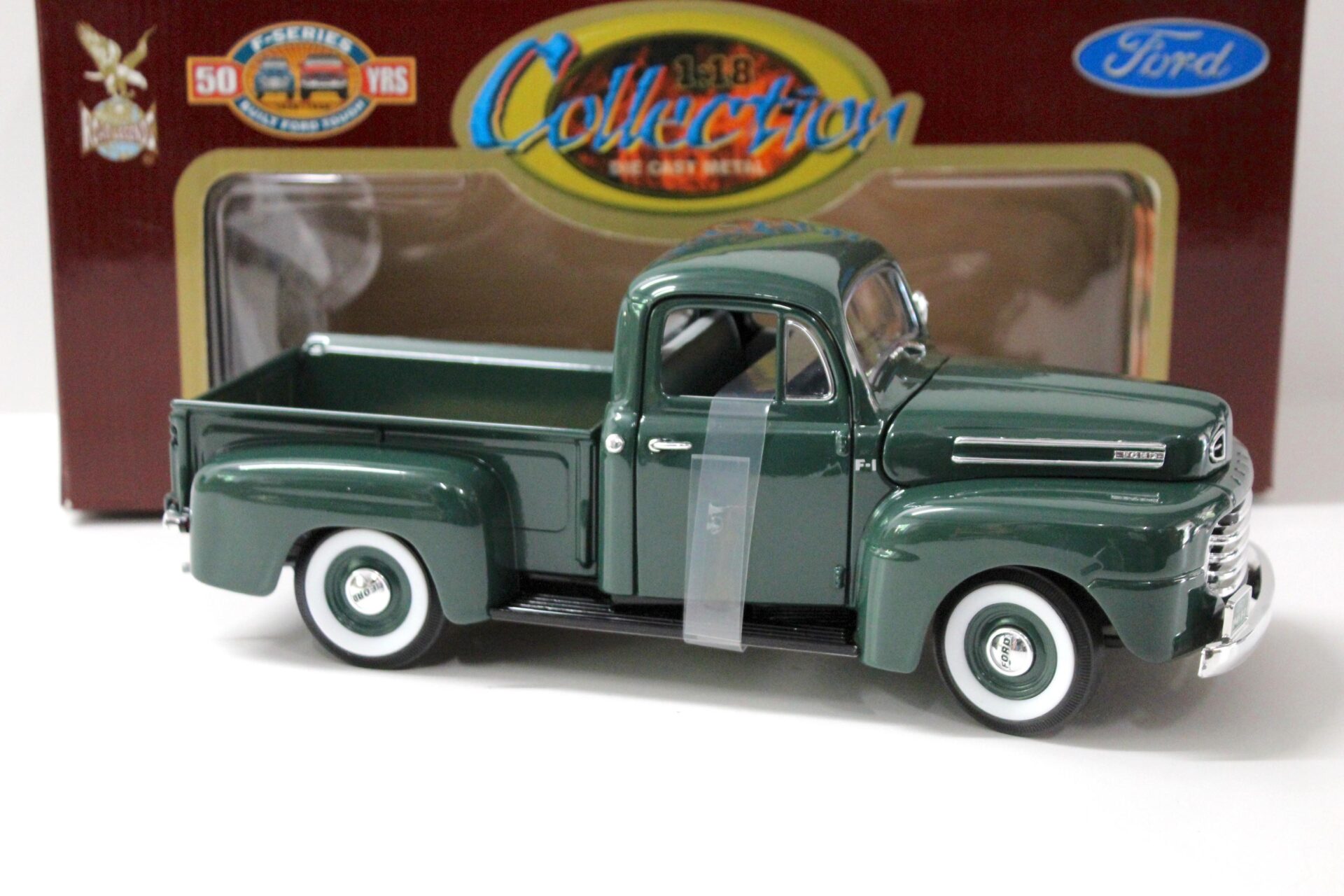 1:18 Road Legends 1948 Ford F-1 Pick UP dark green *50 YEARS F-SERIES*