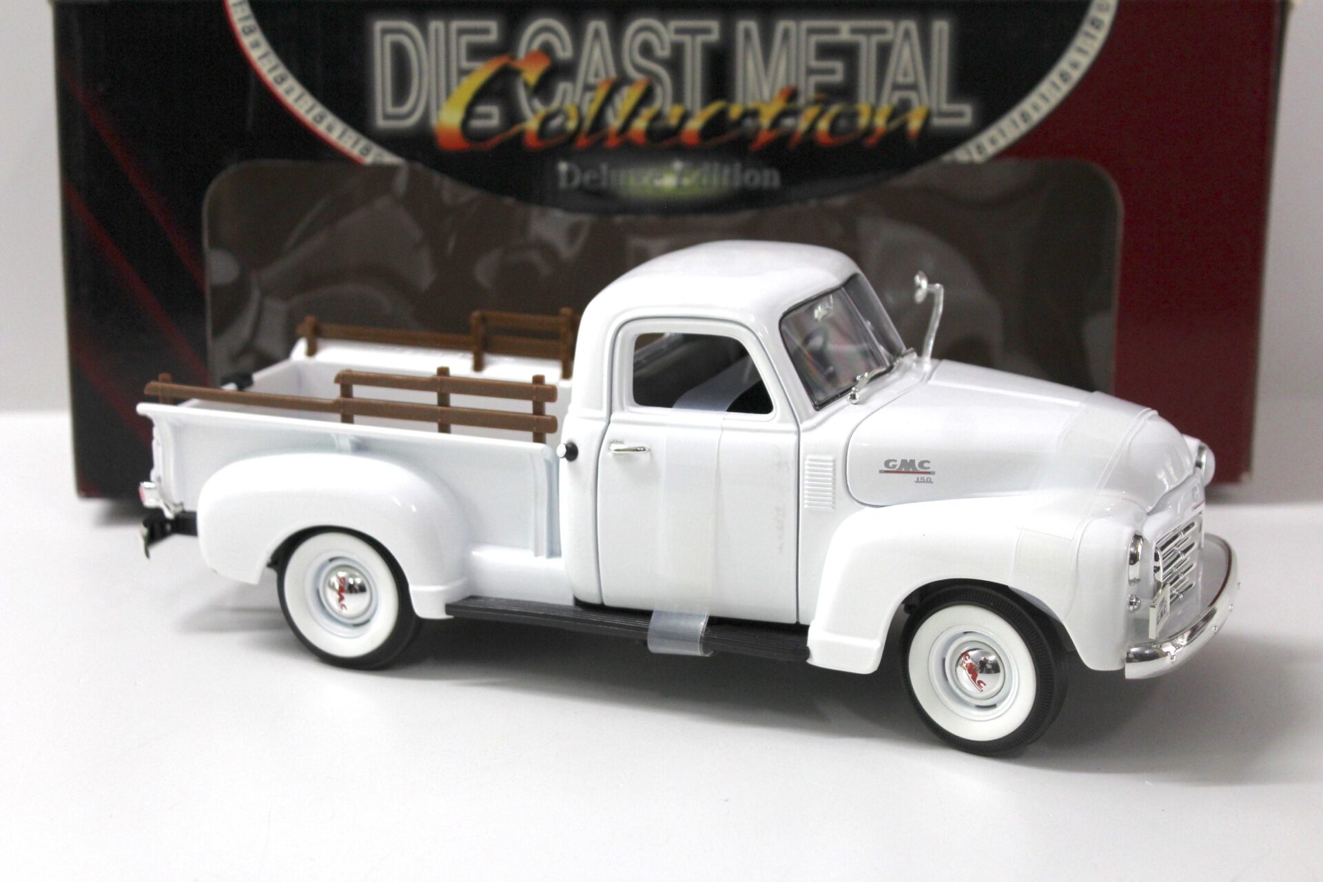 1:18 Road Signature 1950 GMC Pick UP white