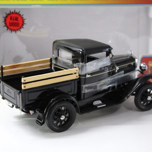 1:18 Motor City Classics 1931 Ford Model A Pick UP Black Stake Truck