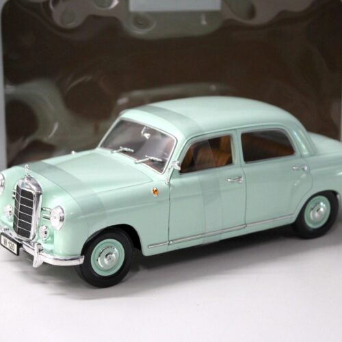 1:18 Revell Mercedes 180 Ponton Perlmutt green DEALER VERSION