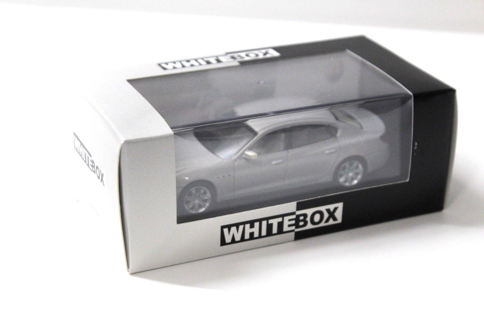1:43 WhiteBox Maserati Quattroporte GTS beige-metallic