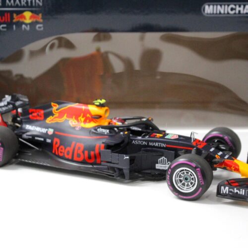 1:18 Minichamps F1 Aston Martin Red Bull Racing RB14 Verstappen Mexican GP 2018 - Image 2