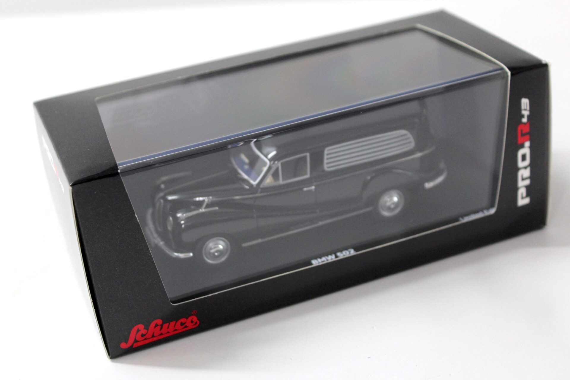 1:43 Schuco PRO.R43 BMW 502 Bestatter Bestattungswagen black