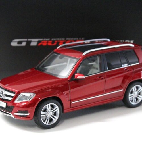 1:18 Welly GTA Mercedes GLK 2013 red SP
