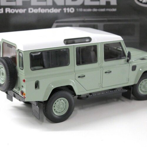 1:18 Dorlop Century Land Rover Defender 110 LHD green
