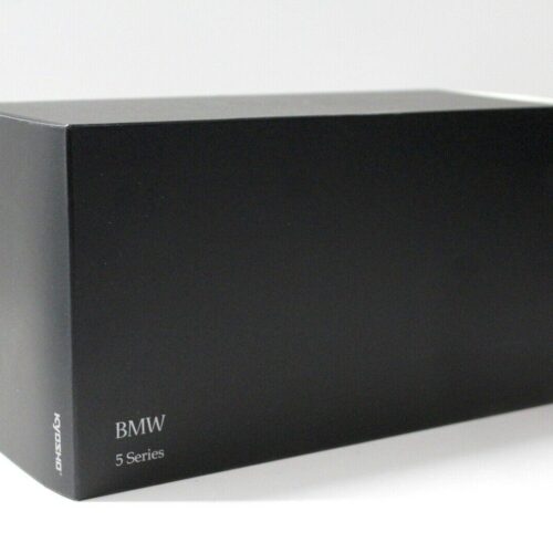 1:18 Kyosho BMW 5er 5 Series G30 Limousine sapphire black