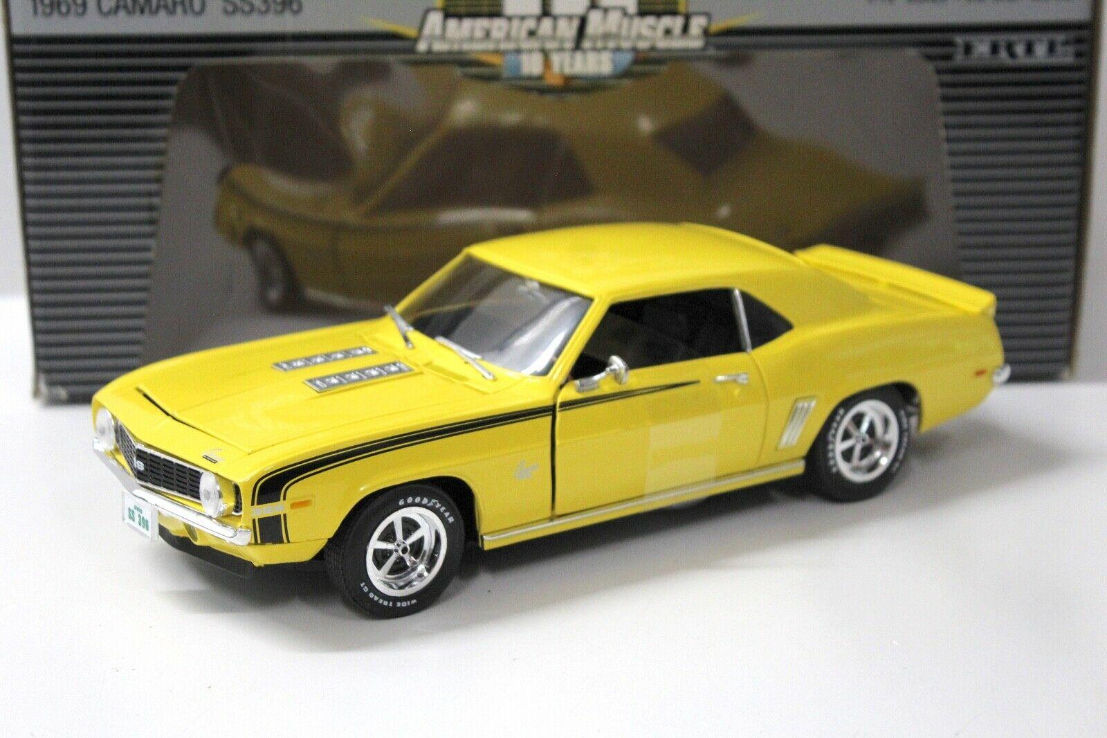 1:18 ERTL 1969 Chevrolet Camaro SS396 Coupe yellow