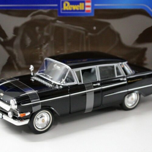 1:18 Revell Opel Kapitän black