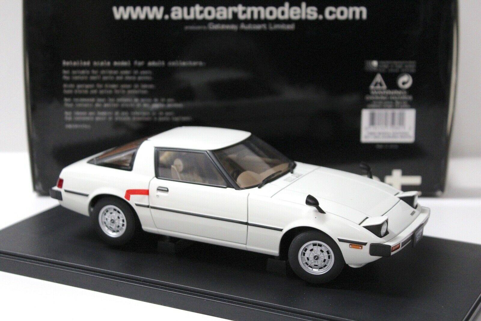 1:18 AUTOart Mazda Savanna RX-7 (SA) white