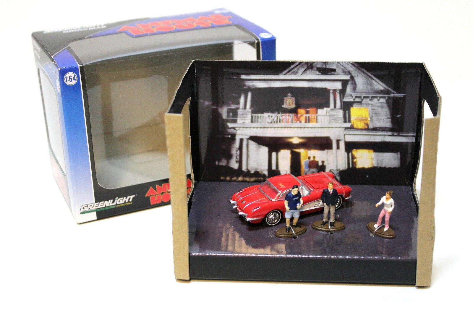 ID 45193 orig.jpg 1:64 Greenlight Chevrolet Corvette *ANIMAL HOUSE* Diorama red