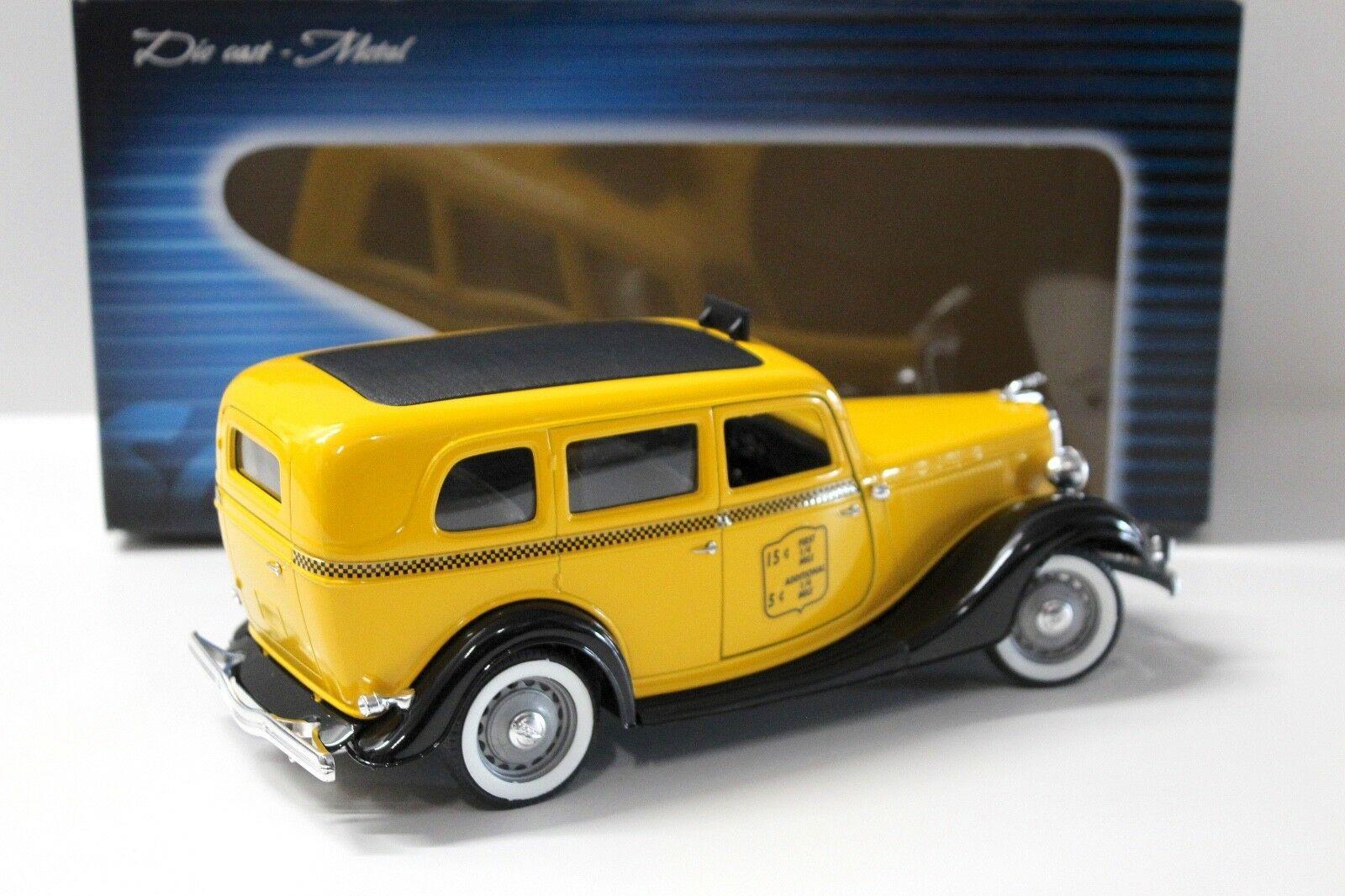 1:18 Solido Ford V8 Van "TAXI USA" yellow