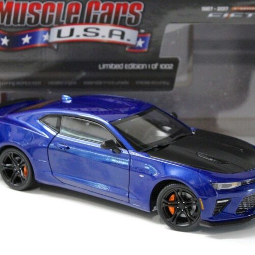 1:18 AUTO World Chevrolet Camaro SS 1LE 50th Anniversary blue