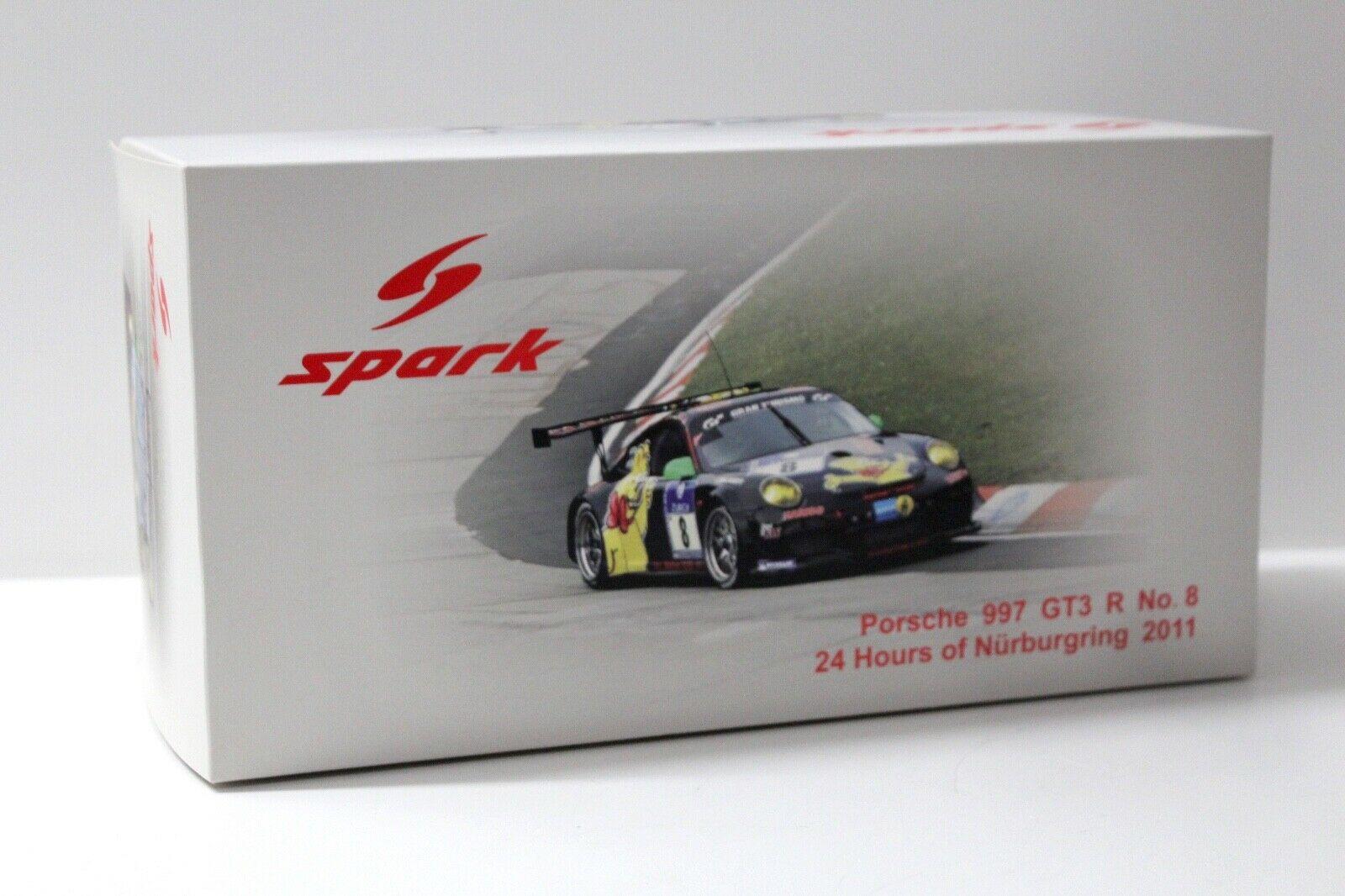 1:18 Spark Porsche 911 997 GT3 R #8 Nürburgring 24h 2011