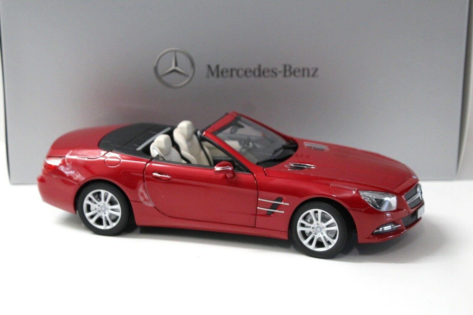1:18 Norev Mercedes SL Convertible R231 red DEALER VERSION