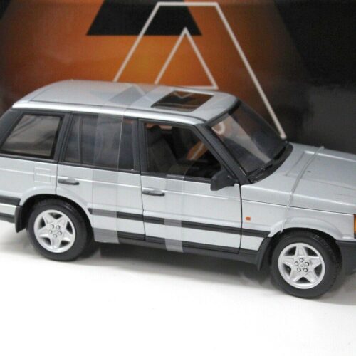 1:18 AUTOart Range Rover 4.6 HSE silver