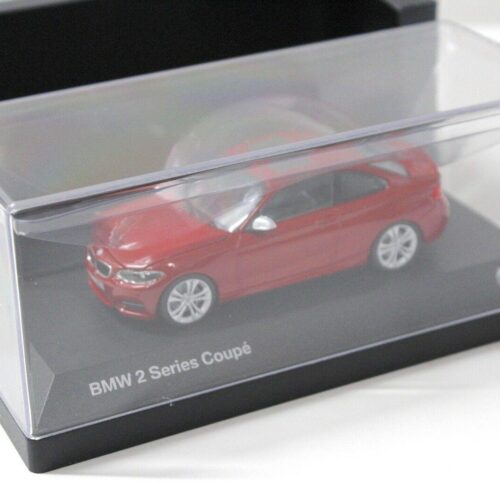 1:43 Minichamps BMW 2er F22 Coupe red DEALER VERSION