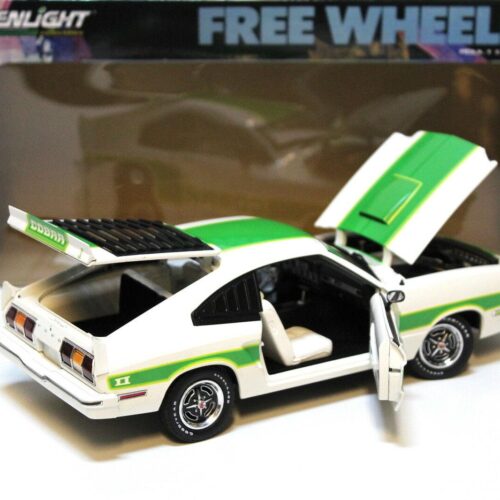 1:18 Greenlight Ford Mustang II Cobra 1978 white