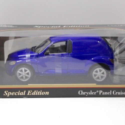 1:18 Maisto Chrysler Panel Cruiser blue - Image 4