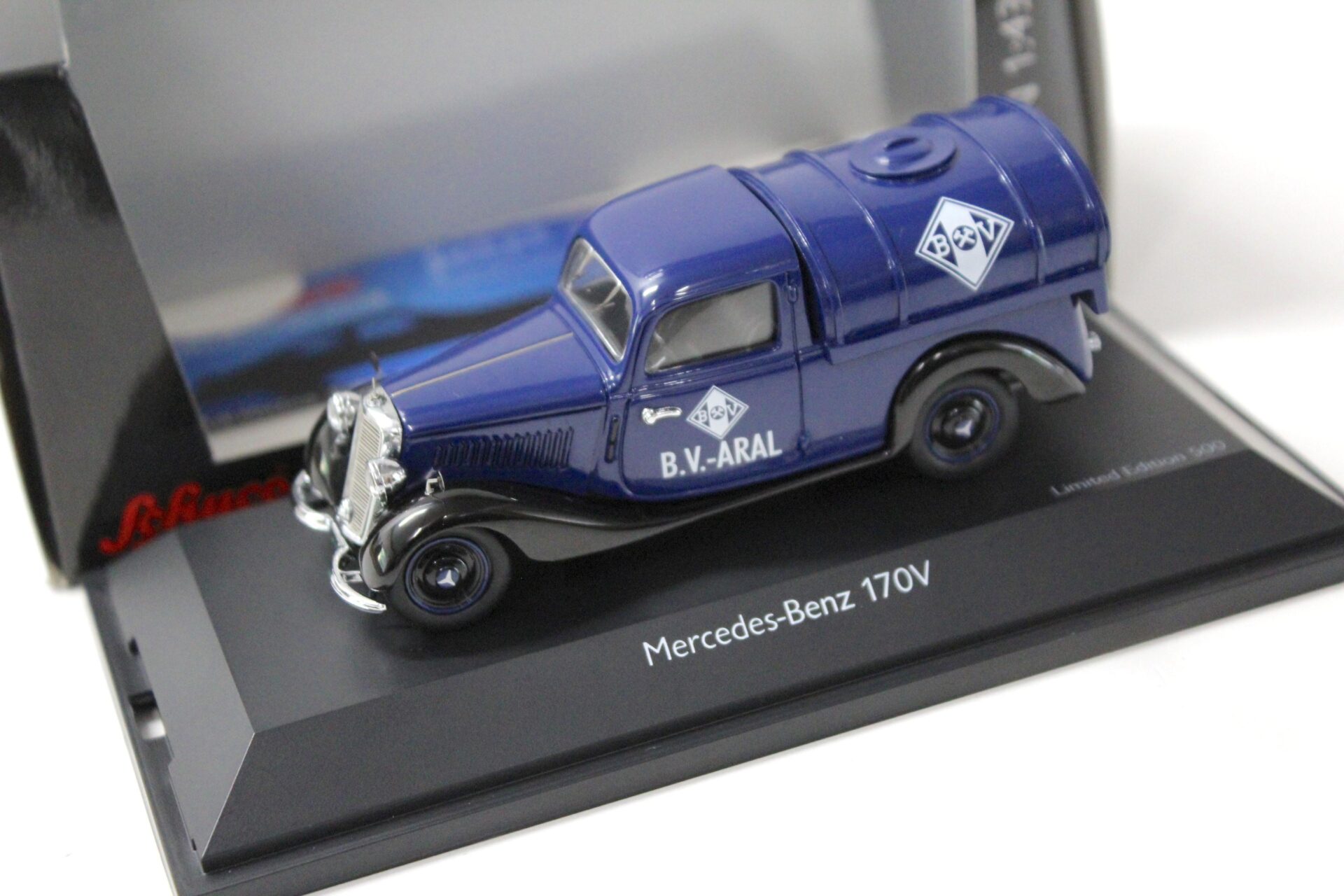 1:43 Schuco Mercedes 170V Tankwagen "ARAL" dark blue