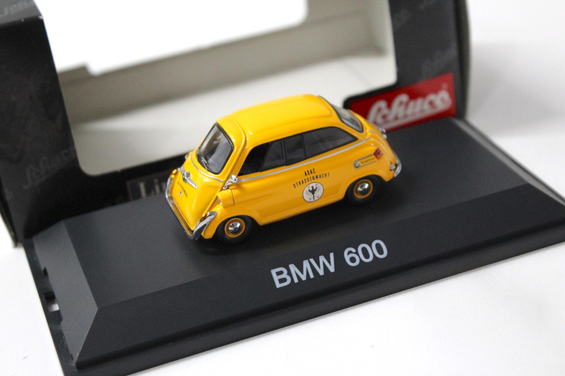 ID 45667 orig.jpg 1:43 Schuco BMW 600 "ADAC" yellow