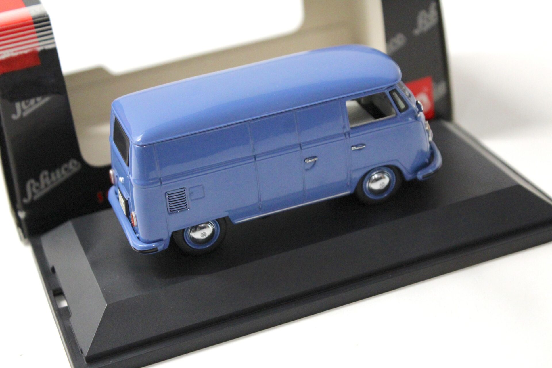 1:43 Schuco VW Bus T1 Kastenwagen blue