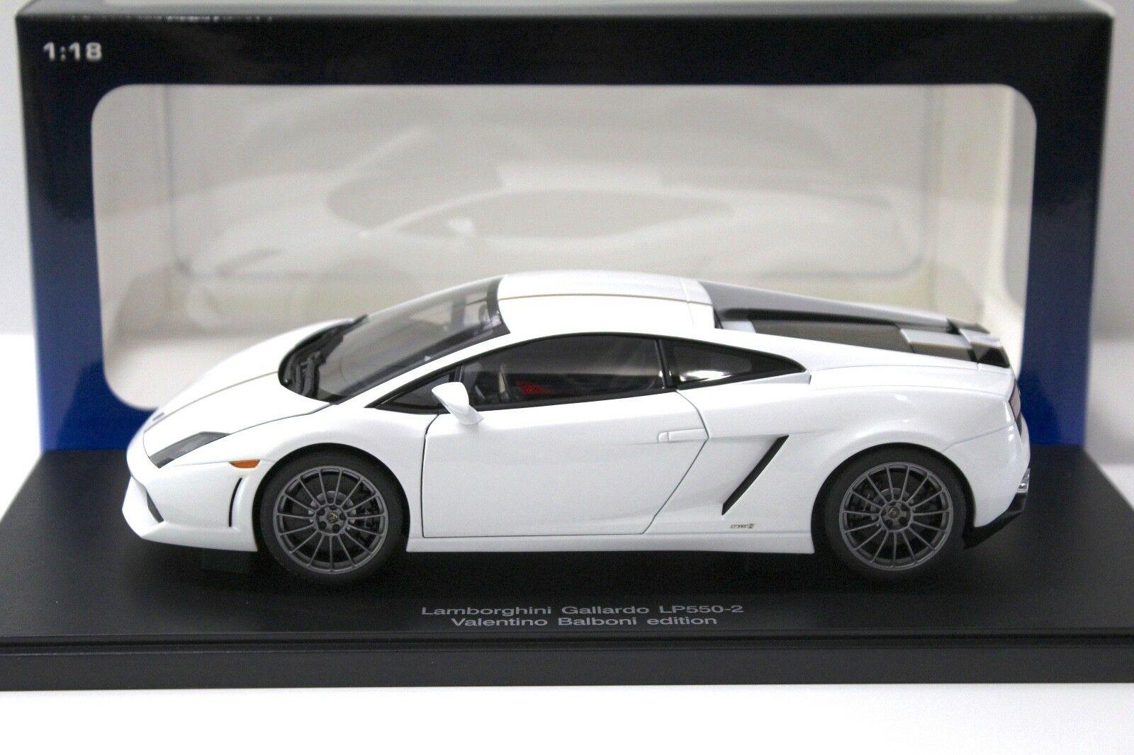 ID 45741 orig.jpg 1:18 AUTOart Lamborghini Gallardo LP550-2 Balboni white