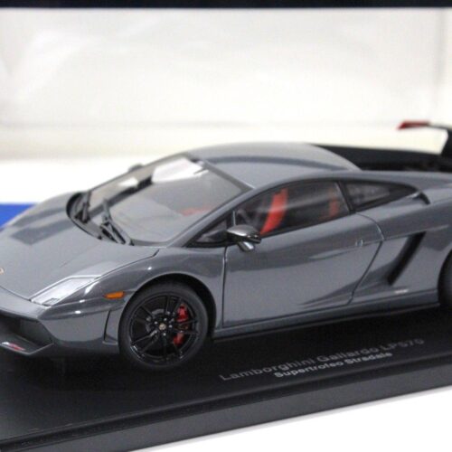 1:18 AUTOart Lamborghini Gallardo LP570 Supertrofeo grey