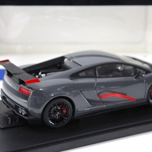 1:18 AUTOart Lamborghini Gallardo LP570 Supertrofeo grey