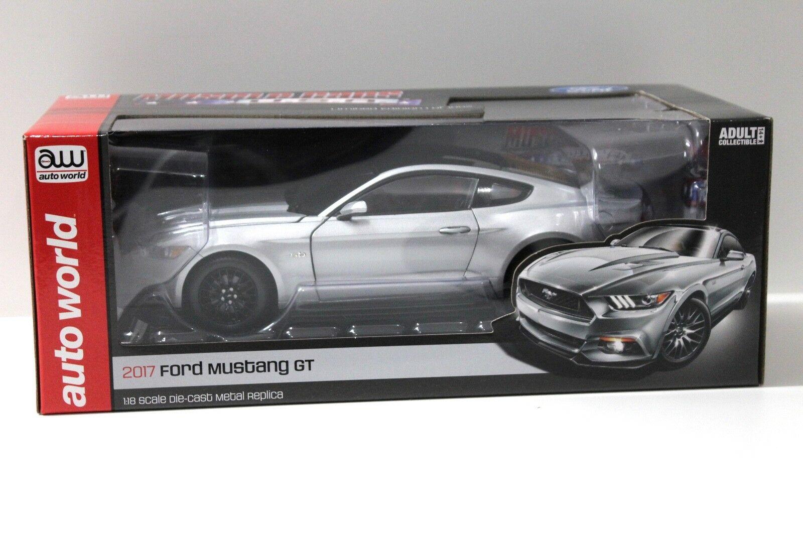 1:18 Auto World Ford Mustang GT Coupe 2017 silver