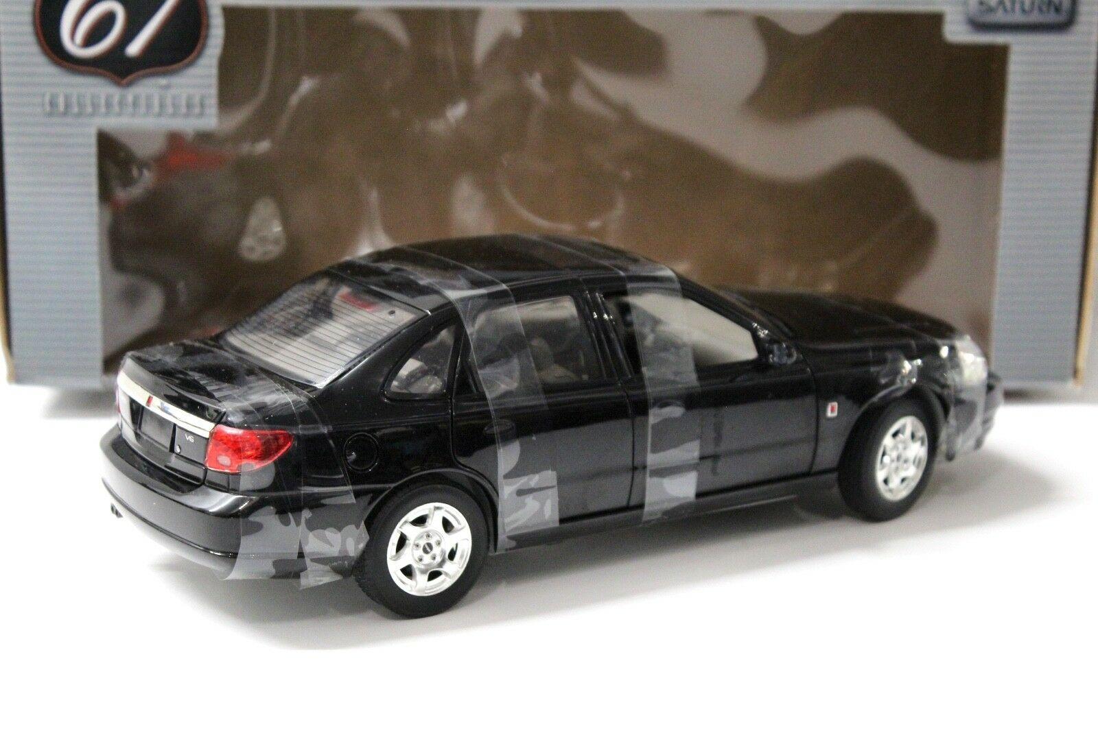 1:18 Highway 61 Saturn L300 Sport Sedan black