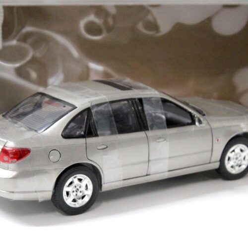 1:18 Highway 61 Saturn L300 Sport Sedan beige