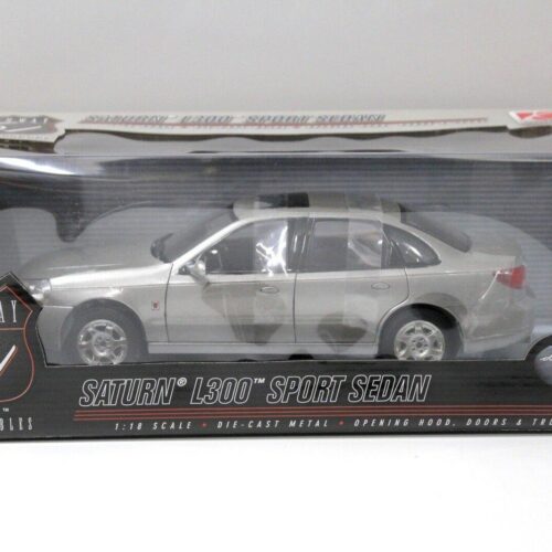 1:18 Highway 61 Saturn L300 Sport Sedan beige