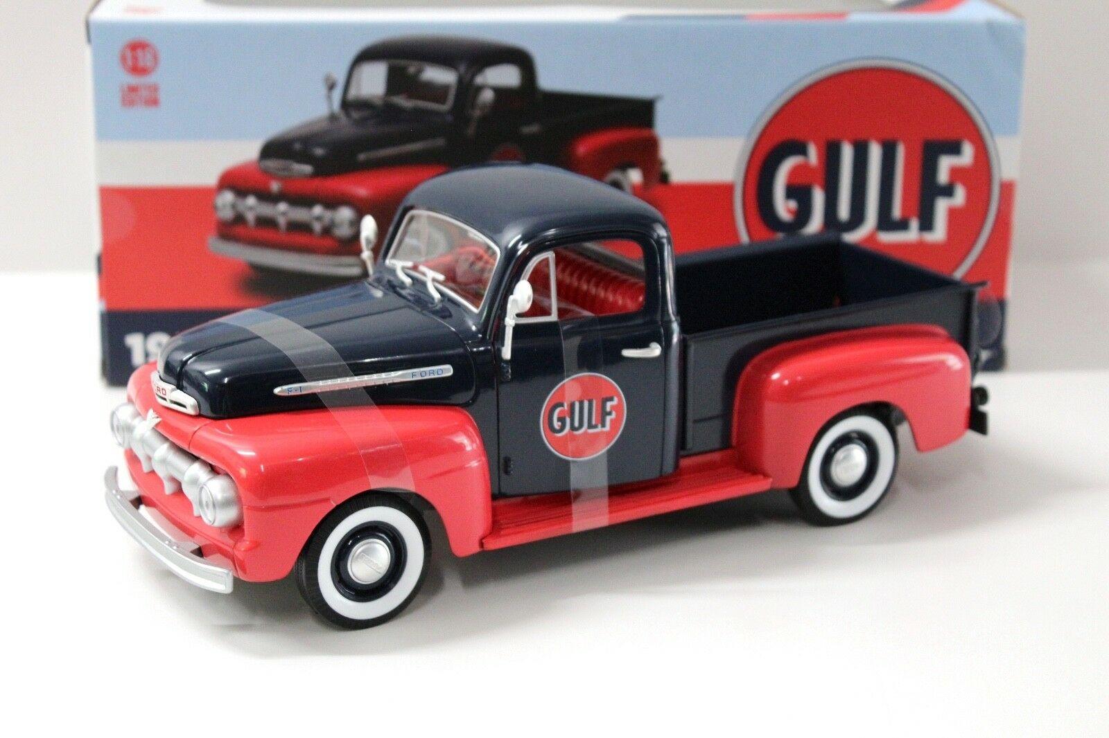 ID 45863 orig.jpg 1:18 Greenlight 1951 Ford F1 Pick-Up *GULF* blue/red