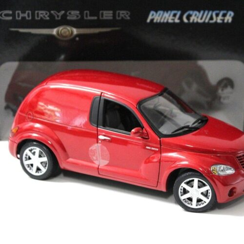 1:18 AUTOart Chrysler Panel Cruiser metallic red