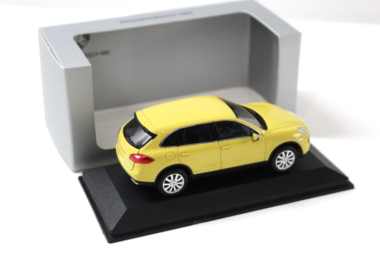 1:43 Minichamps Porsche Cayenne S yellow DEALER VERSION