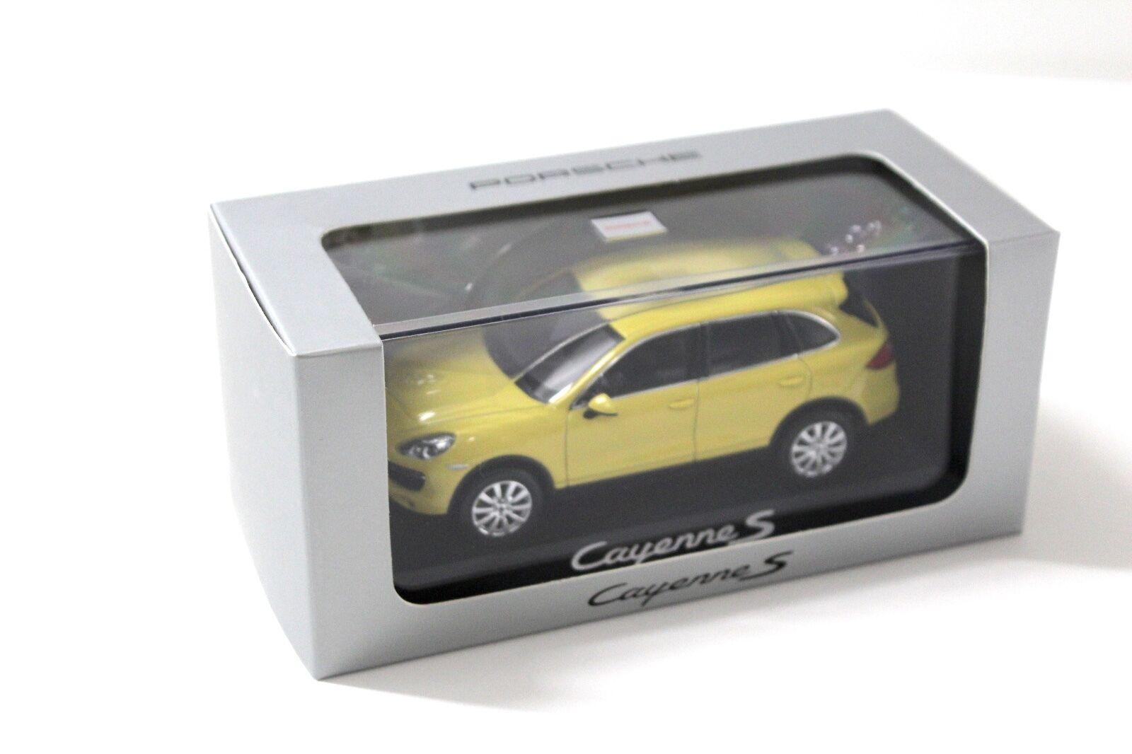 1:43 Minichamps Porsche Cayenne S yellow DEALER VERSION