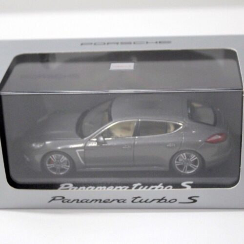 1:43 Minichamps Porsche Panamera Turbo S grey DEALER VERSION
